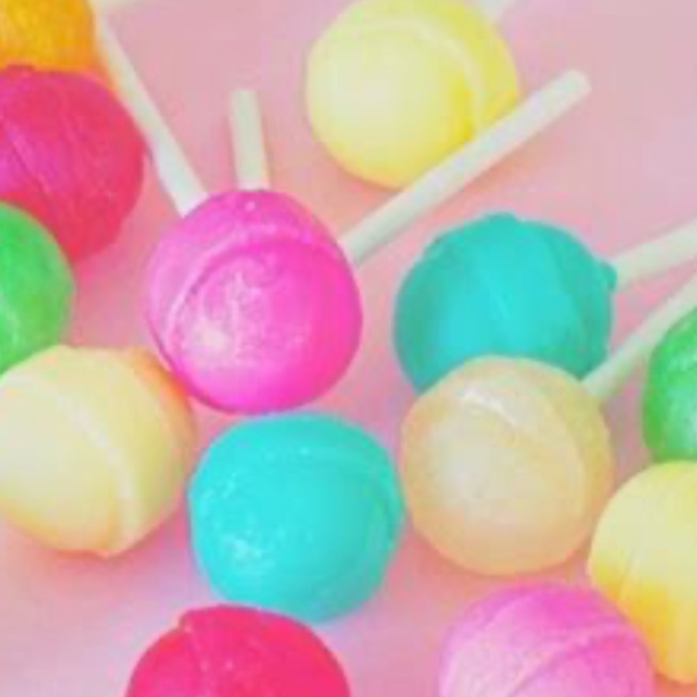 Meet your Posher, Lollie